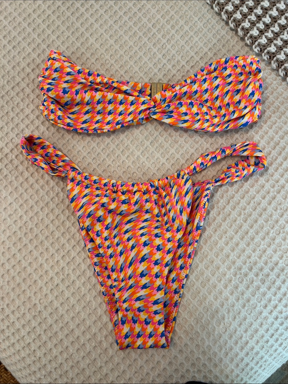 Kulani kinis bikini set